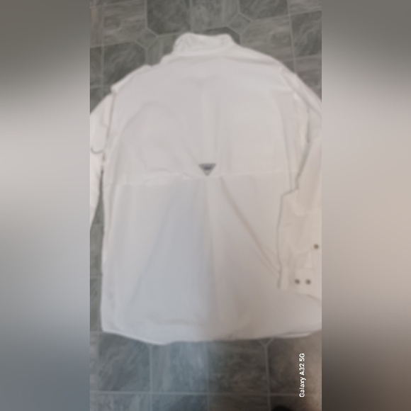 Columbia Men's White Shirt Size XL - Picture 13 of 14